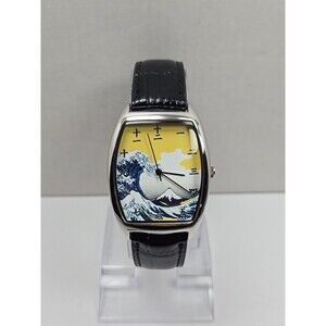 J Axis Great Wave Dial Japanese Kanji Quartz Tonneau Silver Leather New Battery